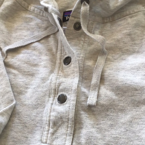 Patagonia Hoodie 3/4 Button Pullover Grey Small Kangaroo Pocket Hood - Picture 5 of 5